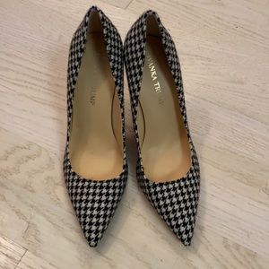 Classic pumps Ivanka Trump